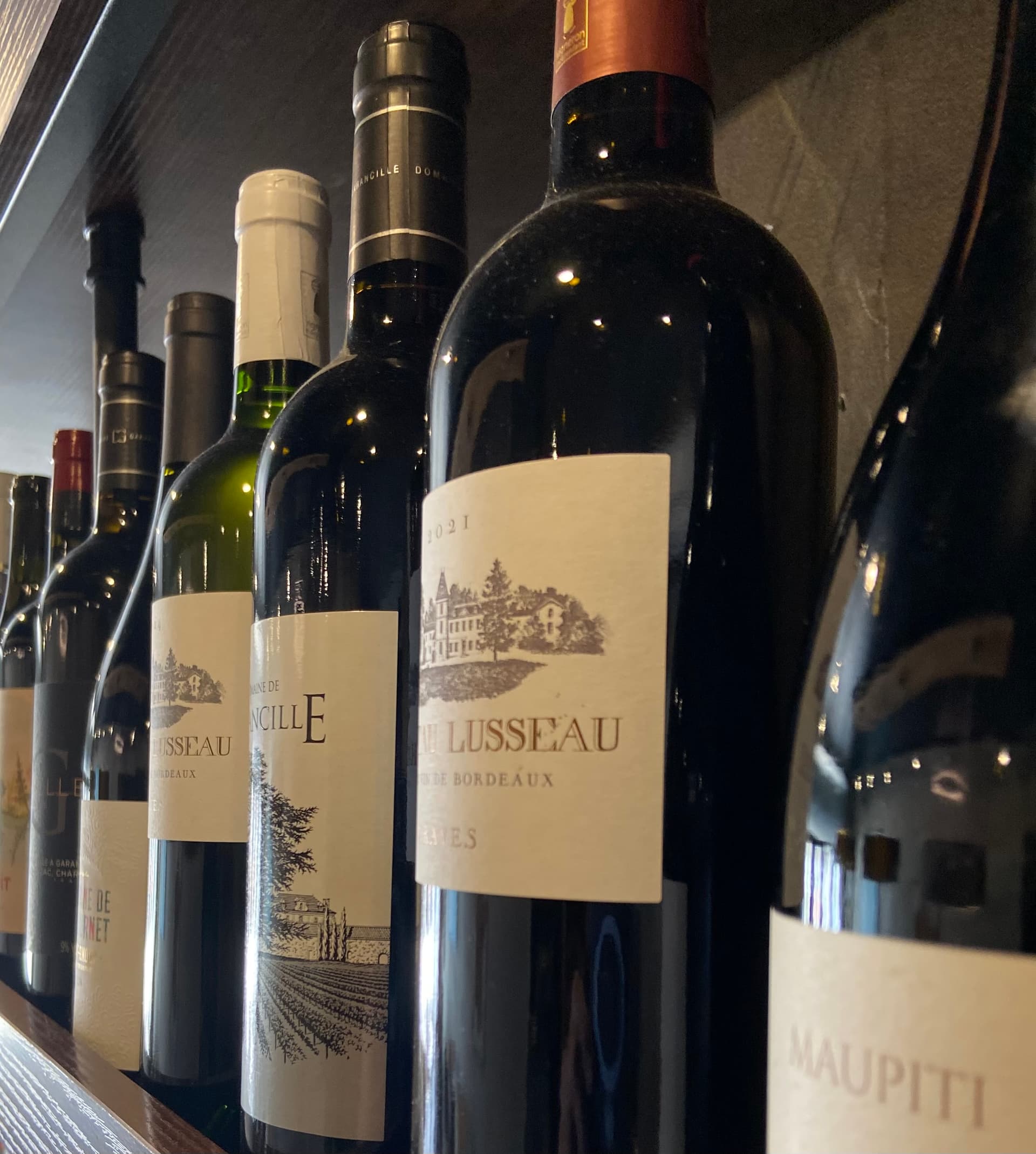 Sélection de bouteilles de vin chez Bacchus & Cie